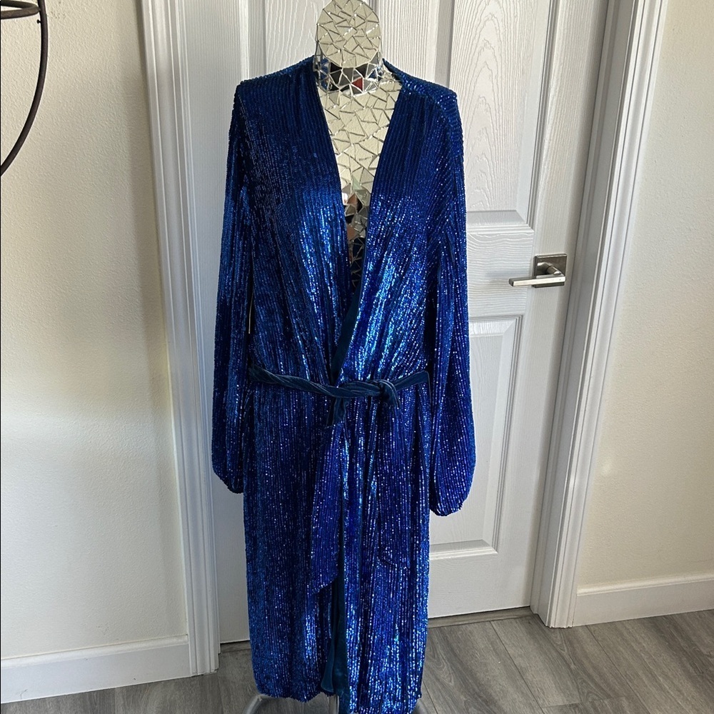 NWT RETROFETE Audrey Robe in Royal Blue Sz M - Picture 2 of 8